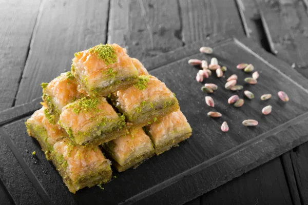 Baked Baklawa Chakor